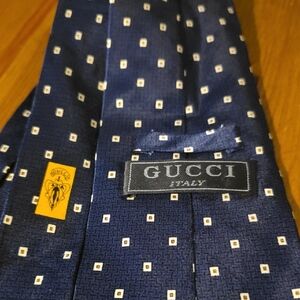 Gucci Men's Navy Patterned Silk Tie